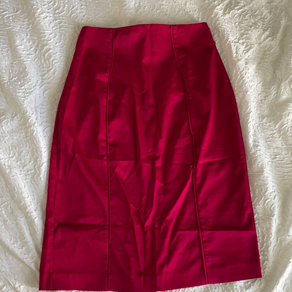 Pink pencil skirt.